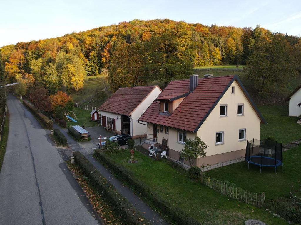 Ferienhaus Tiefenthal -Nicht Fuer Monteure- Bad Staffelstein Exterior foto